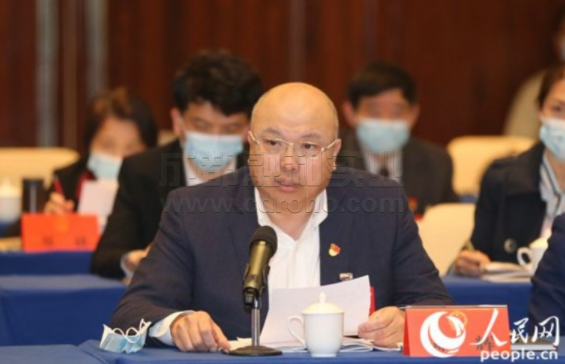 董事長(zhǎng)鄭輝