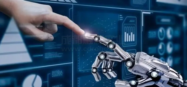 2024年技術(shù)與實體融合的未來趨勢走向