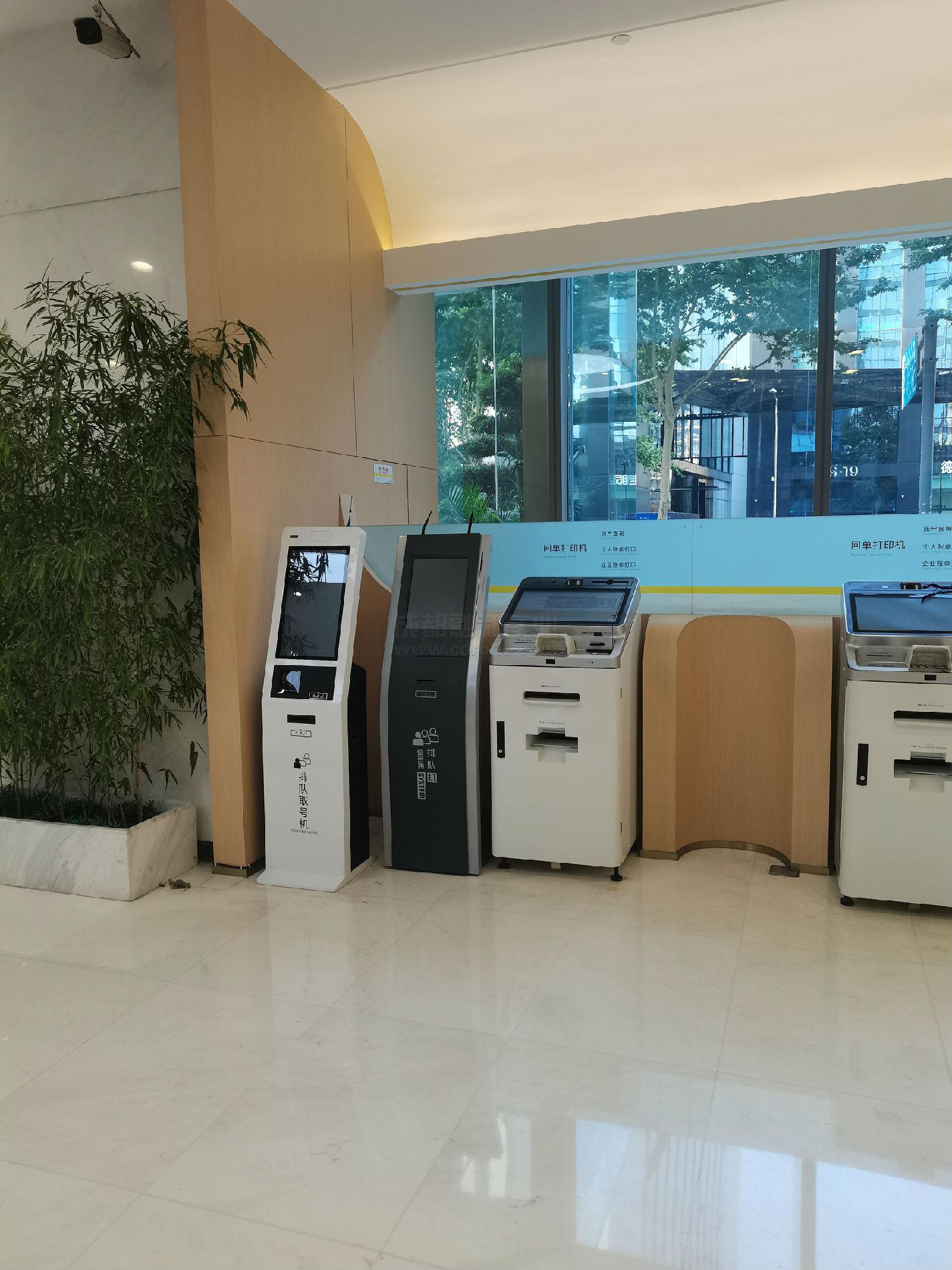 揭秘銀行排隊叫號機的工作原理